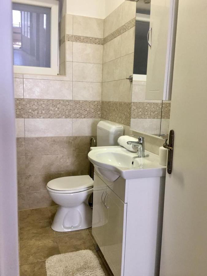 Apartman Lipotica Diklo Zara Esterno foto