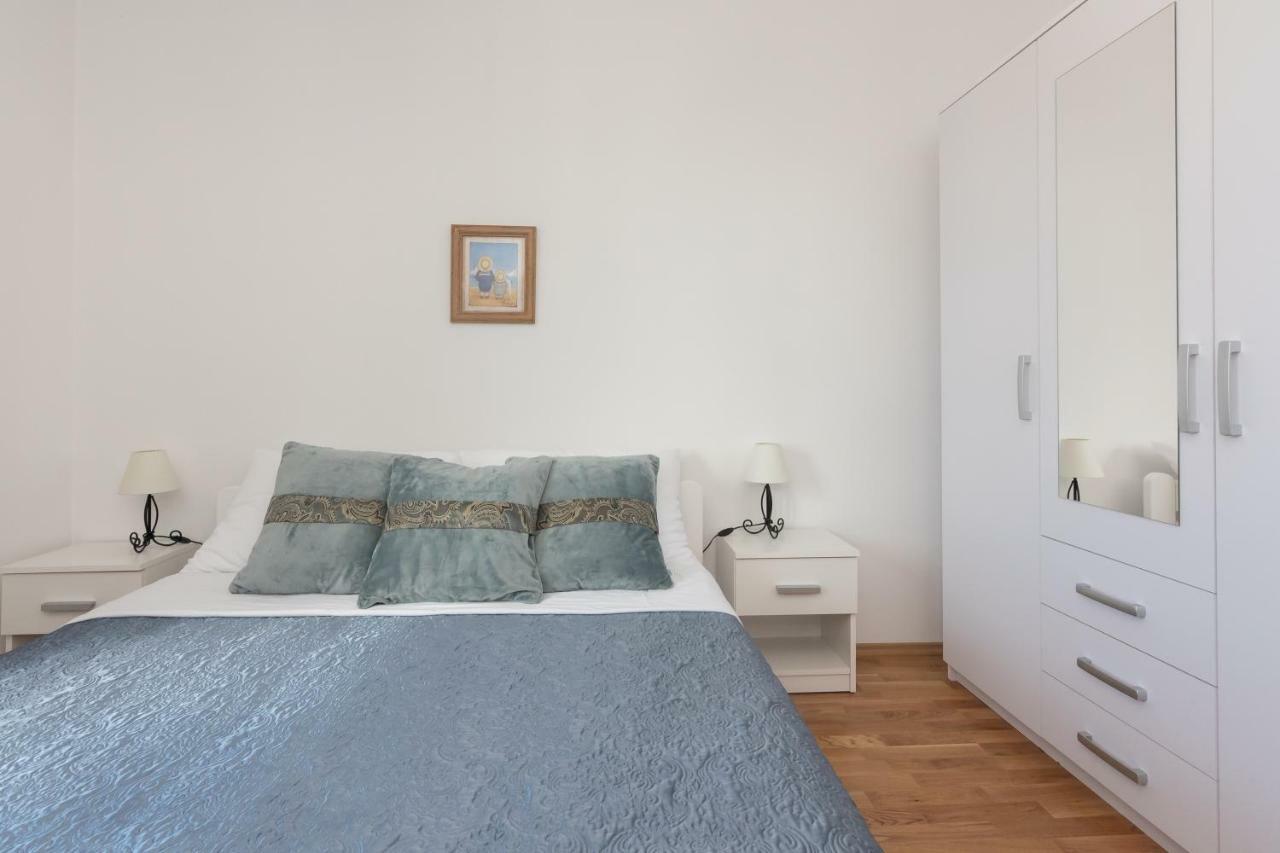 Apartman Lipotica Diklo Zara Esterno foto