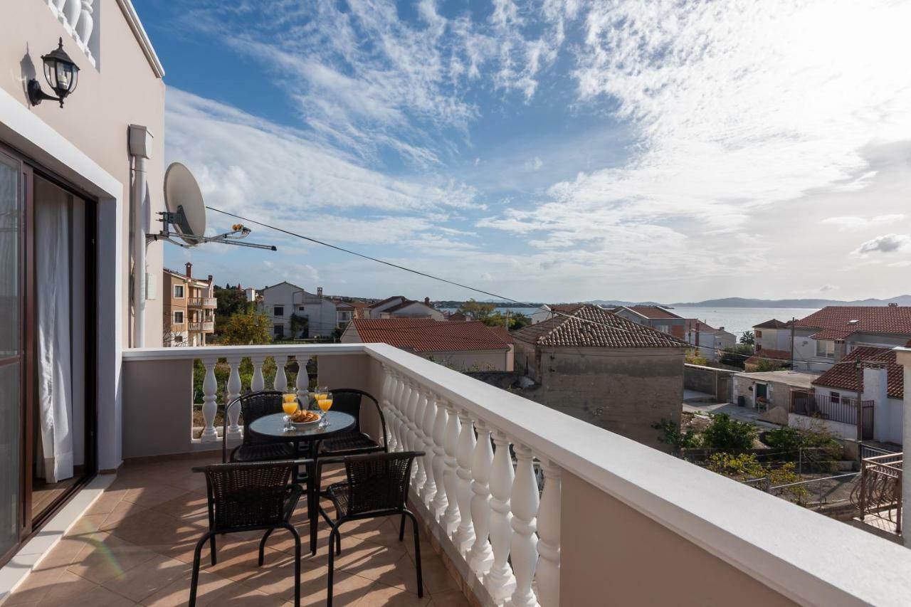 Apartman Lipotica Diklo Zara Esterno foto