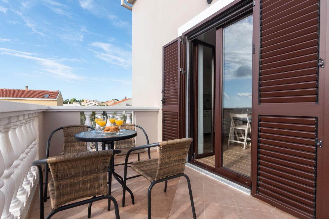 Apartman Lipotica Diklo Zara Esterno foto