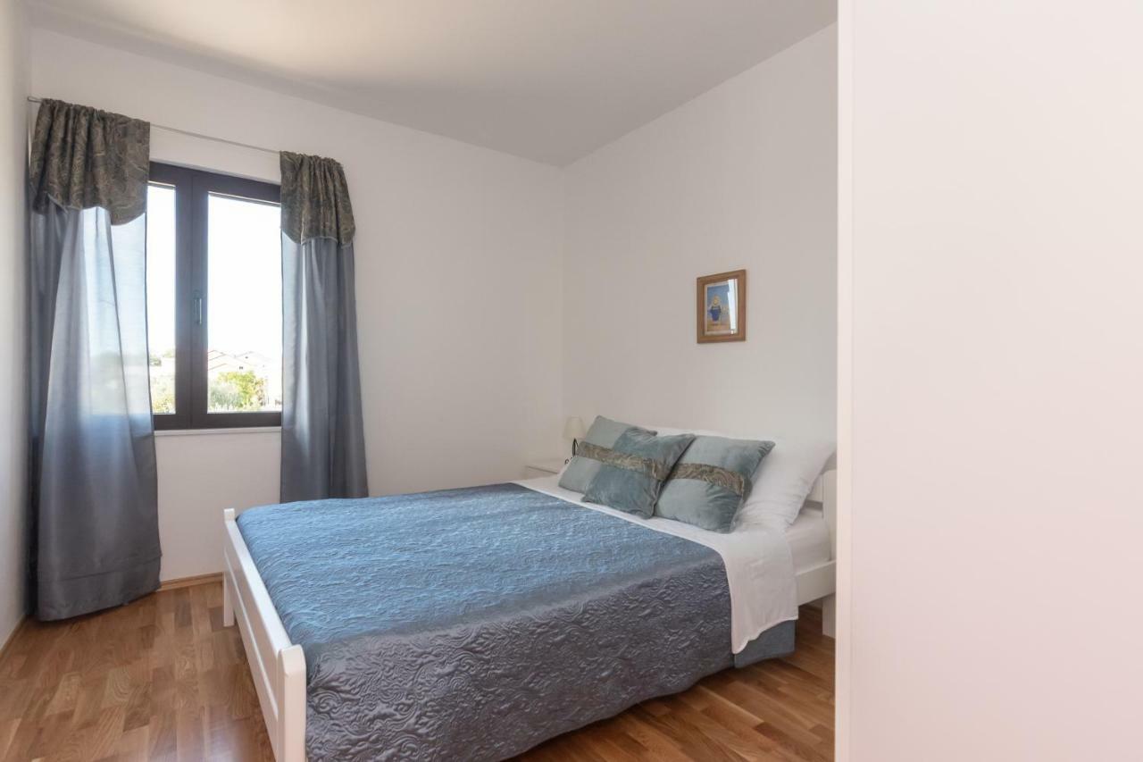 Apartman Lipotica Diklo Zara Esterno foto